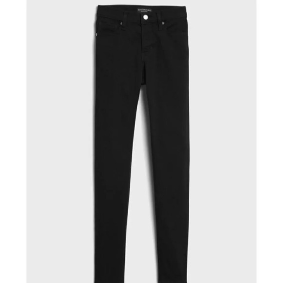 Banana Republic Mid + Skinny Jeans - Picture 7 of 16